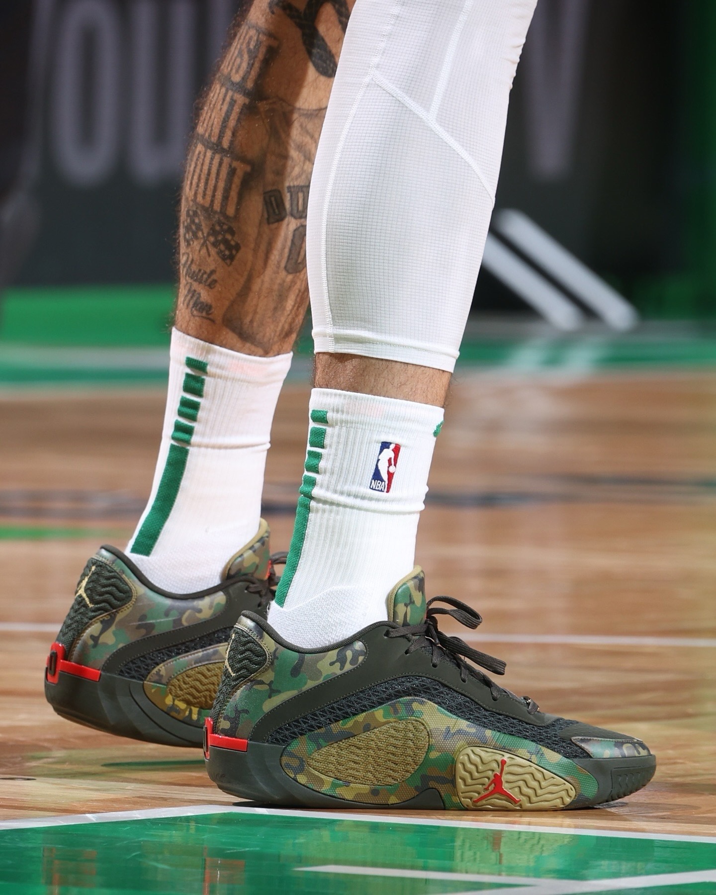 塔图姆关键节点关键助攻，G2带队取胜！的简单介绍